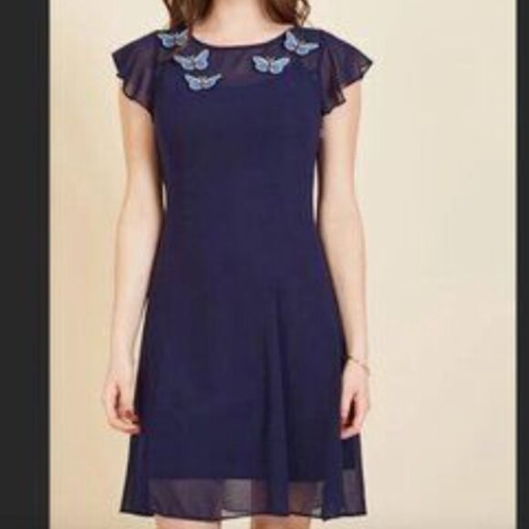 Women Modcloth 3d Embroidered Butterfly Layered Dress in Dark Navy Size 1X - Picture 1 of 7